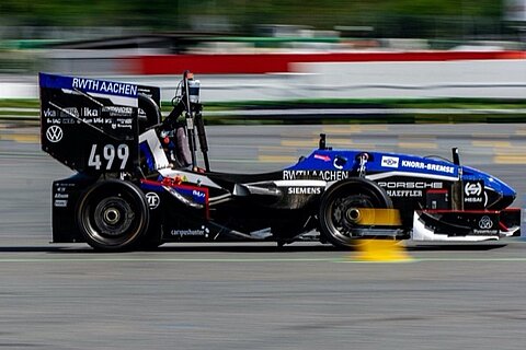 图为 RWTH Aachen 大学团队 2021赛季赛车
